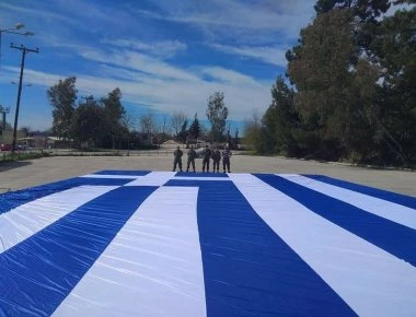 Σημαία 350 μέτρων στην Ηγουμενίτσα- Η μεγαλύτερη της ΒΔ Ελλάδας (φωτό, βίντεο)